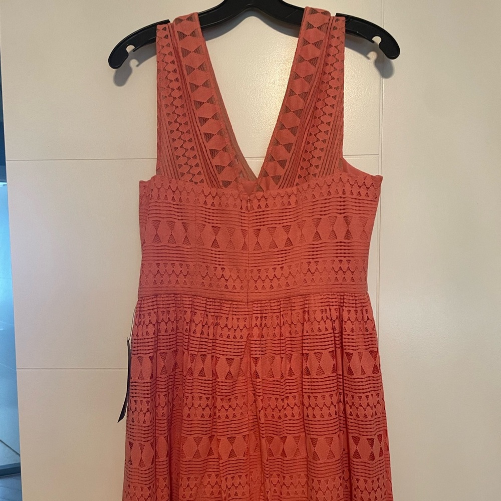 BCBGMaxAzria NWT Camielle Light Coral Lace Dress Size 10